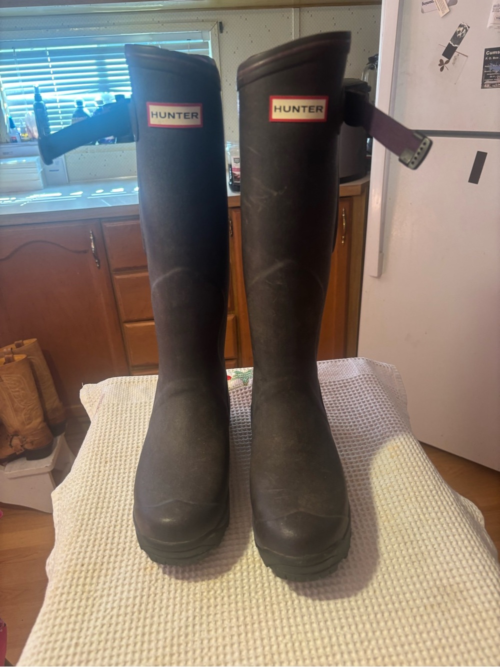 Hunter balmoral Black Tall Waterproof Boots - size 6